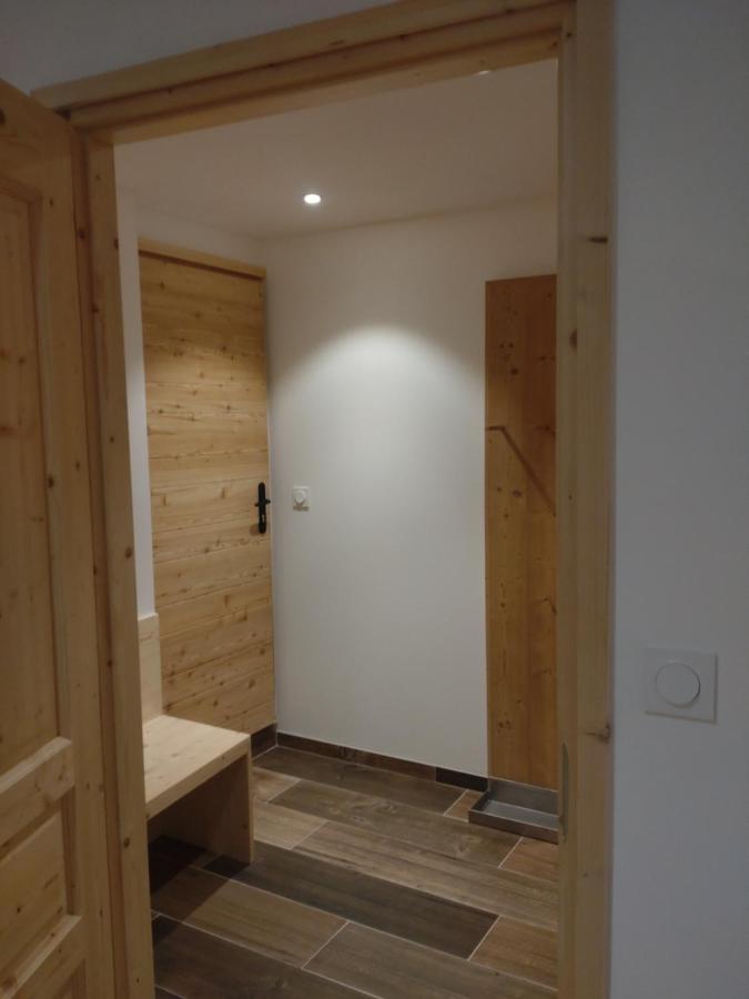 La Maizon Du Bois - Le Haut Appartement De 130 M2 - Le Bas Appartement De 70 M2 Ла План Екстериор снимка
