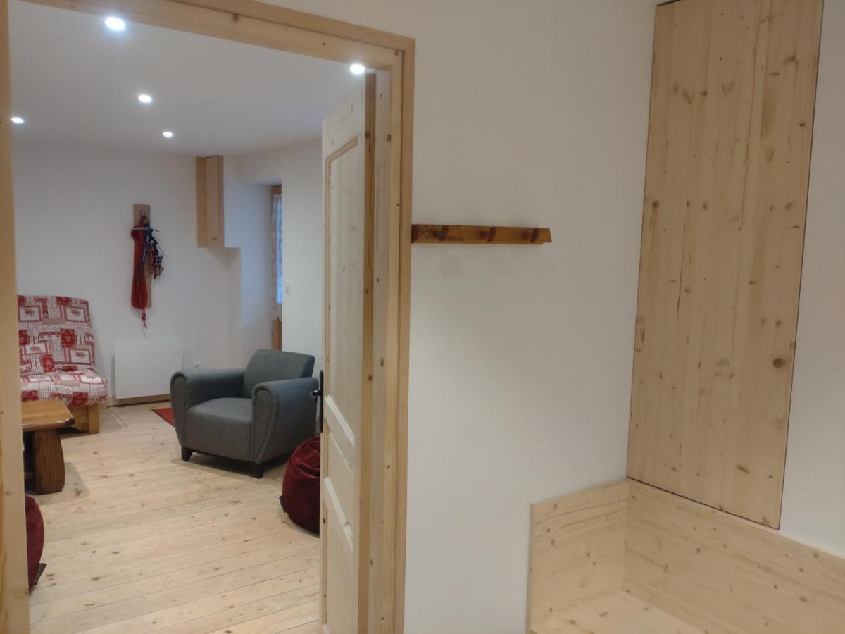 La Maizon Du Bois - Le Haut Appartement De 130 M2 - Le Bas Appartement De 70 M2 Ла План Екстериор снимка